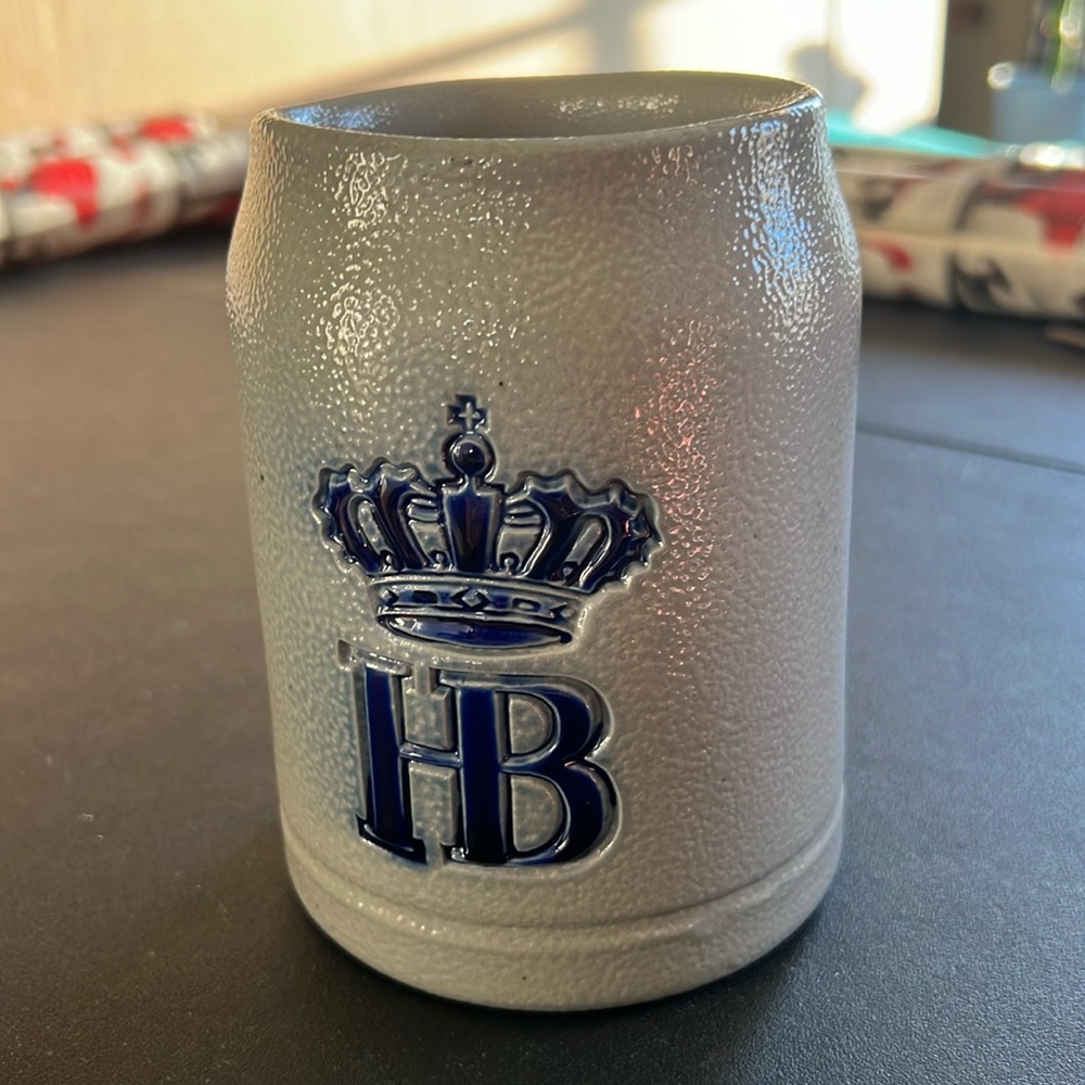 Hofbrauhaus beer stein tankard .5L vintage
